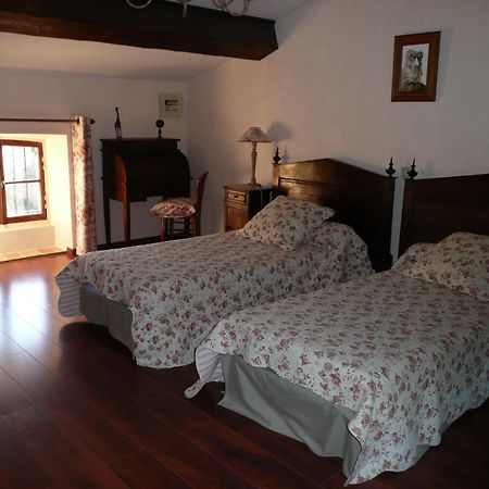 Hotel Les Terres Basses Fabrezan Exterior foto